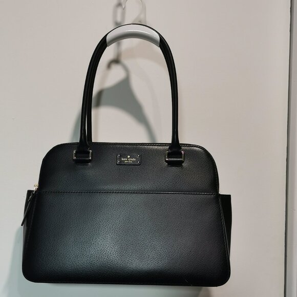 Black/Gold Pebbled Leather Shoulder Bag EUC #261 - Picture 2 of 16